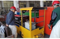 礦用鋰電池電機(jī)車調(diào)速和停車時的操作流程是什么？