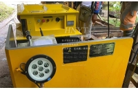 礦用鋰電池電機(jī)車的充電機(jī)及放電插頭如何選擇？